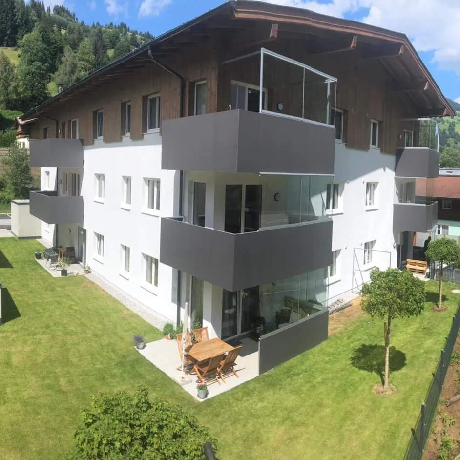 Einfamilienhaus mit Balkon